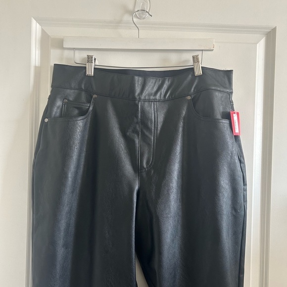 Spanx Slim Straight Pant, Luxe Black - Picture 5 of 15